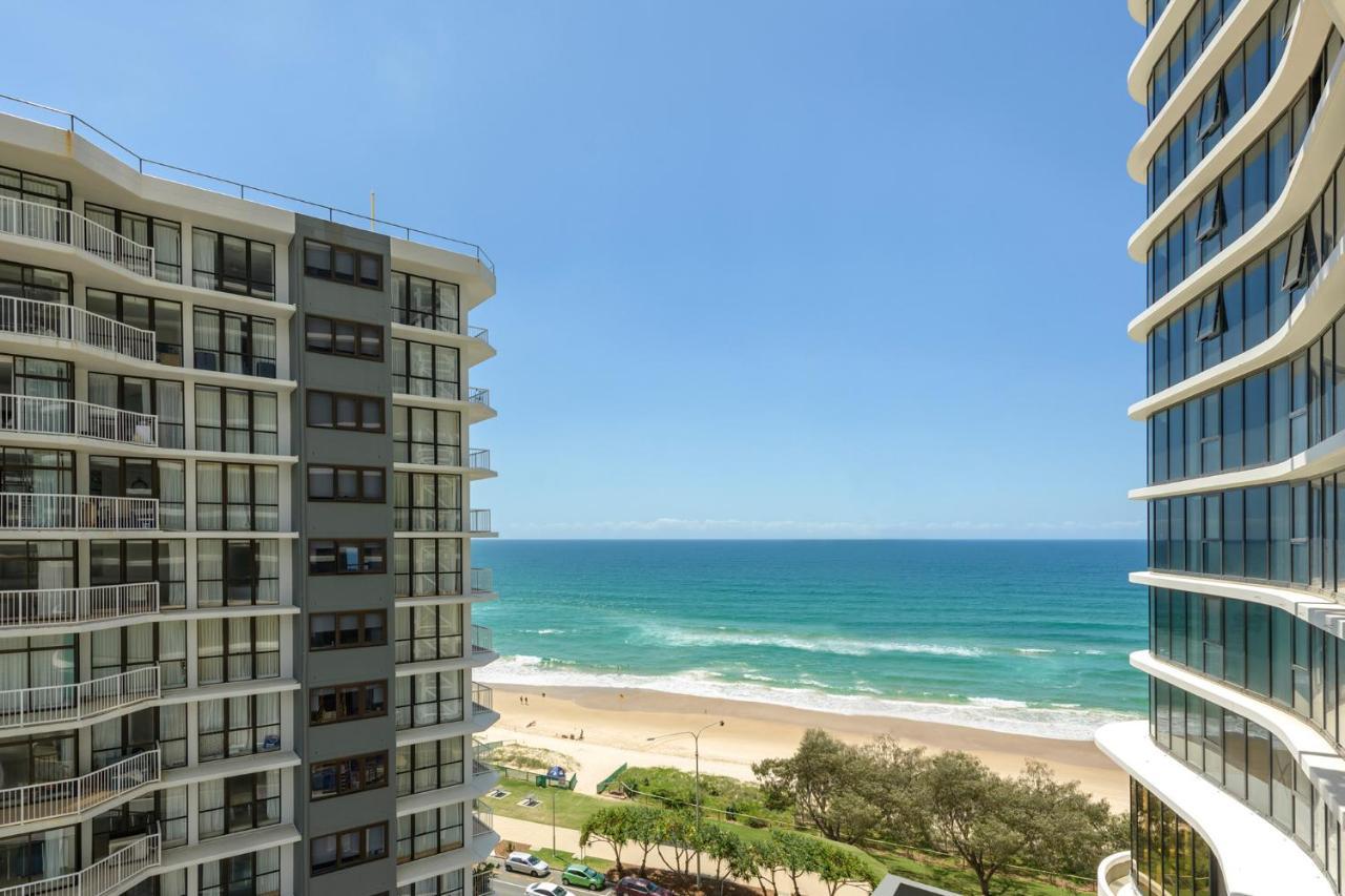 גולד קוסט Meriton Suites Surfers Paradise מראה חיצוני תמונה The Strand, 2015